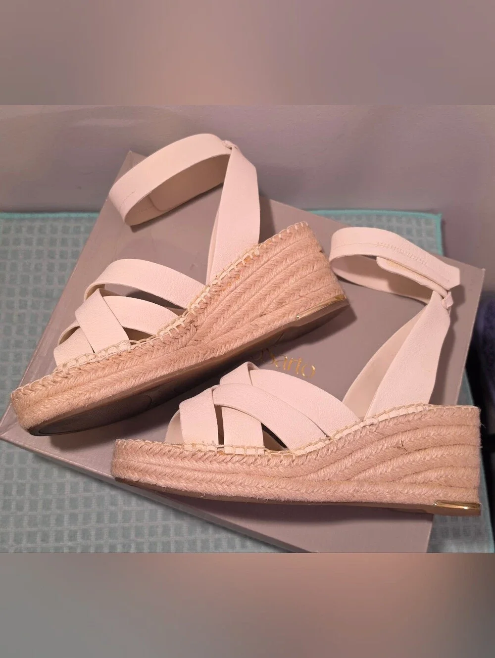 Franco Sarto jute complements crossover